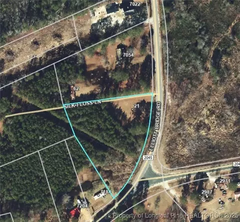 7054 Elliott Bridge 21 Silk Floss Rd, Spring Lake, NC 28390