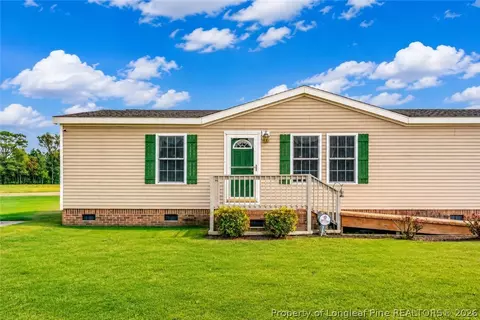 387 Bourbon St, Lumberton, NC 28358