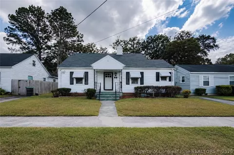 1105 Colonial Ave, Greenville, NC 27834