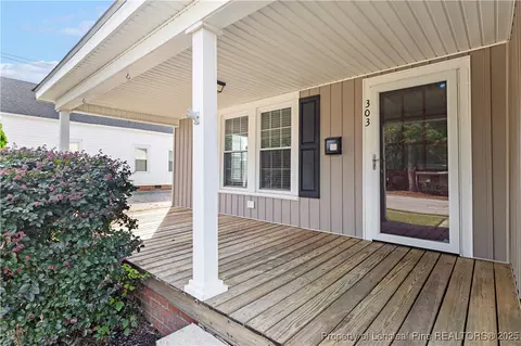 303 Denim Dr, Erwin, NC 28339 photo 4