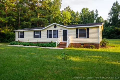 136 Deer Stand Dr, Lumberton, NC 28358