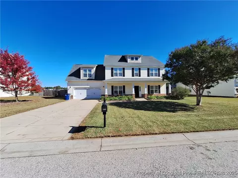 286 Peaceford Ave, Raeford, NC 28376