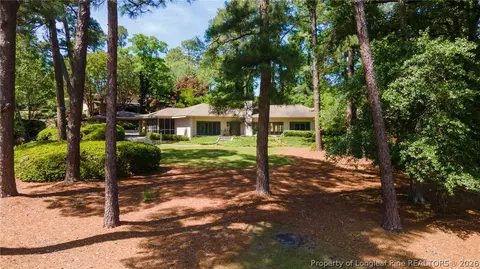 440 Valley Rd, Fayetteville, NC 28305