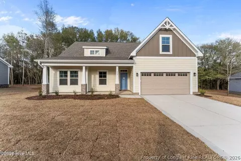 229 Telluride Ct, Aberdeen, NC 28315