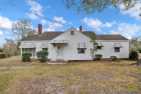 1591 S Creek Rd, Orrum, NC 28369