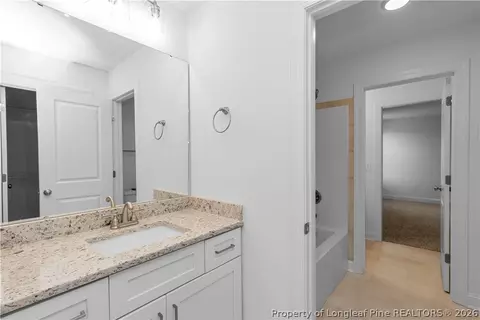 Bath - 53 N Rabbit Run Dr, Smithfield, NC 27577 photo 3 of 3