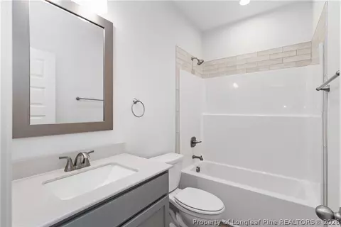 Bath - 159 N Rabbit Run Dr, Smithfield, NC 27577 photo 1 of 1