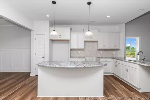 Kitchen - 204 N Rabbit Run Dr, Smithfield, NC 27577 photo 2 of 3