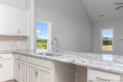 Kitchen - 204 N Rabbit Run Dr, Smithfield, NC 27577 photo 3 of 3