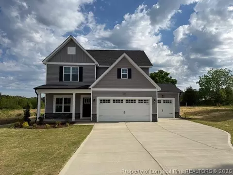 204 N Rabbit Run Dr, Smithfield, NC 27577