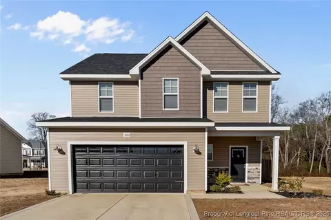 380 Leach Creek Dr, Raeford, NC 28376