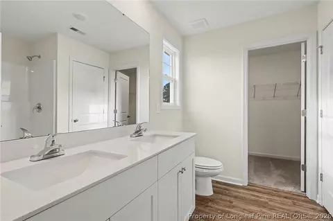 Bath - 79 Baxley Dr, Dunn, NC 28334 photo 2 of 3