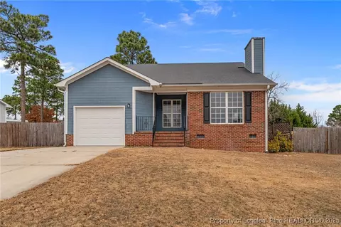 3412 Masters Dr, Hope Mills, NC 28348