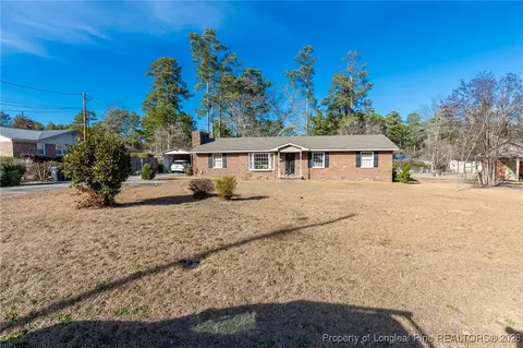 823 E Donaldson Ave, Raeford, NC 28376