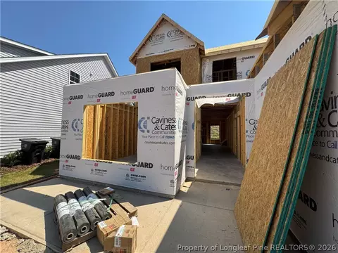 249 Rough Ridge Trl, Aberdeen, NC 28315