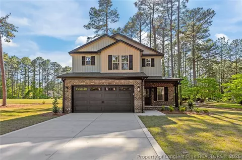 Exterior - 28880 Deercroft Dr, Wagram, NC 28396 photo 3 of 10