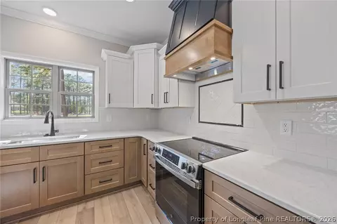 Kitchen - 28880 Deercroft Dr, Wagram, NC 28396 photo 1 of 3