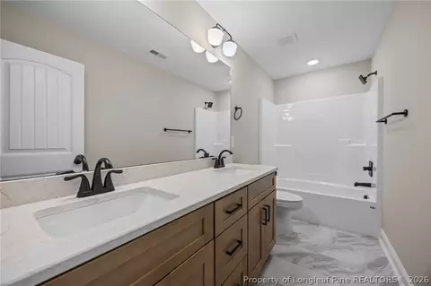 Bath - 28880 Deercroft Dr, Wagram, NC 28396 photo 4 of 4