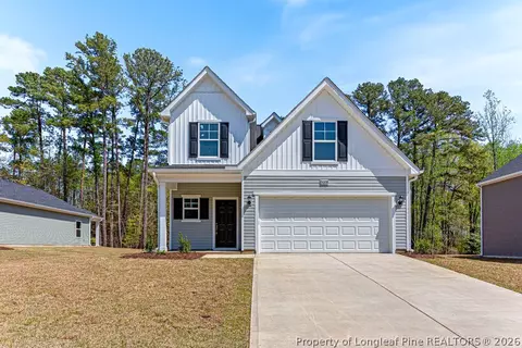 5208 Tyndall Dr, Sanford, NC 27330