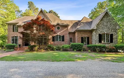 9409 Mcqueen Rd, Laurinburg, NC 28352