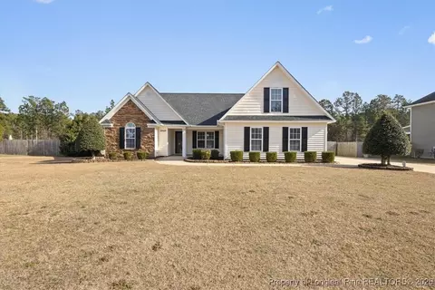 6649 Hillbrook Rd, Hope Mills, NC 28348