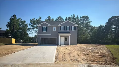109 Utah Ct, Spring Lake, NC 28390
