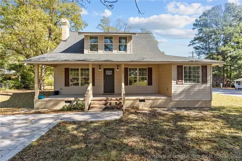 502 N Stewart St, Raeford, NC 28376