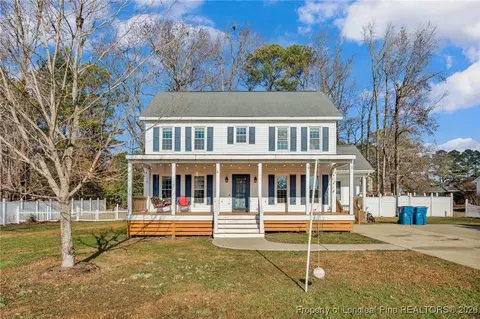 130 Red Robin Dr, Dunn, NC 28334