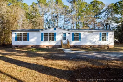 453 Deer Stand Dr, Lumberton, NC 28358