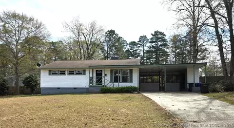 1929 Mcgougan Rd, Fayetteville, NC 28303