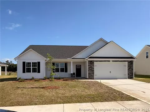 299 Crowville St, Raeford, NC 28376