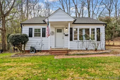 210 Brookwood Ave, Fayetteville, NC 28301
