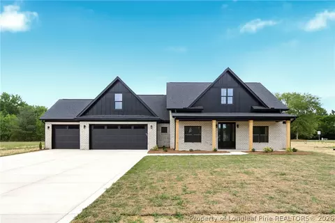 32 Creek Stone Ln, Autryville, NC 28318