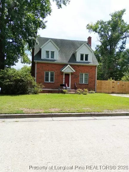 201 W 17th St W, Lumberton, NC 28358