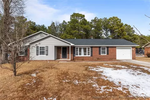 7546 Beverly Dr, Fayetteville, NC 28314