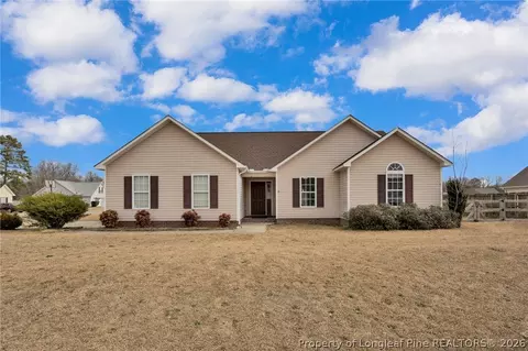 160 Moorea Dr, Raeford, NC 28376