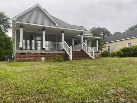 2113 Lee Ave, Sanford, NC 27330