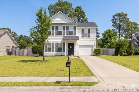 1920 Sir Michael Dr, Hope Mills, NC 28348