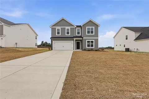 204 Seaford Ln, Aberdeen, NC 28315