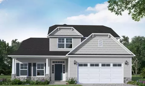 633 Watauga Ln, Aberdeen, NC 28315