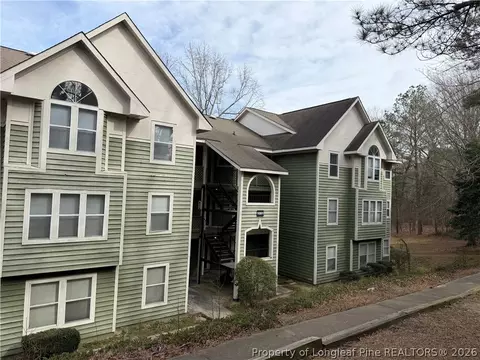 1001 Brookhollow Dr #2, Fayetteville, NC 28314