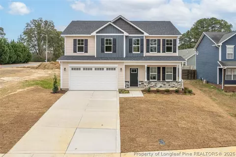 1505 Stonewood Dr, Fayetteville, NC 28306