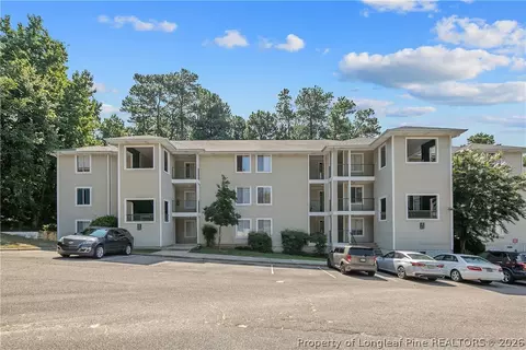 3351 Galleria Dr #25, Fayetteville, NC 28303