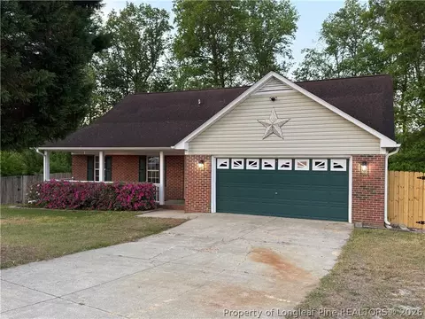 212 Finch Rd, Fayetteville, NC 28306