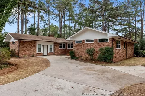 319 Stacy Weaver Dr, Fayetteville, NC 28311
