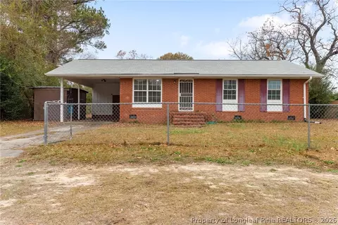 2703 E Brinkley Dr N, Spring Lake, NC 28390