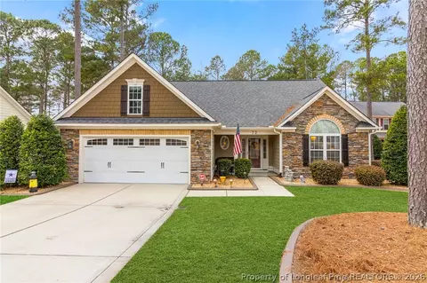 72 Orchard Falls Dr, Spring Lake, NC 28390