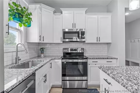 Kitchen - 159 Turkey Trot Ln, Raeford, NC 28376 photo 2 of 3