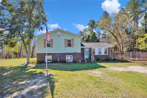 567 Johns Rd, Maxton, NC 28364