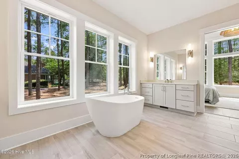Bath - 43 Pinewild Dr # A, Pinehurst, NC 28374 photo 3 of 8